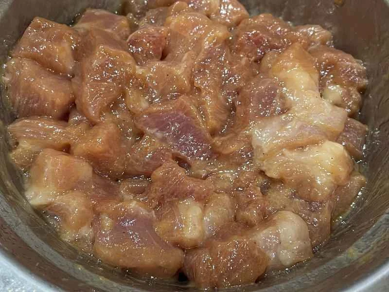 How to make pure milk hand-torn toast: Step 1