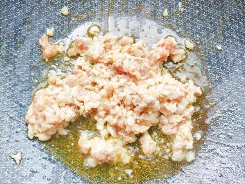 How to make pure milk hand-torn toast: Step 1