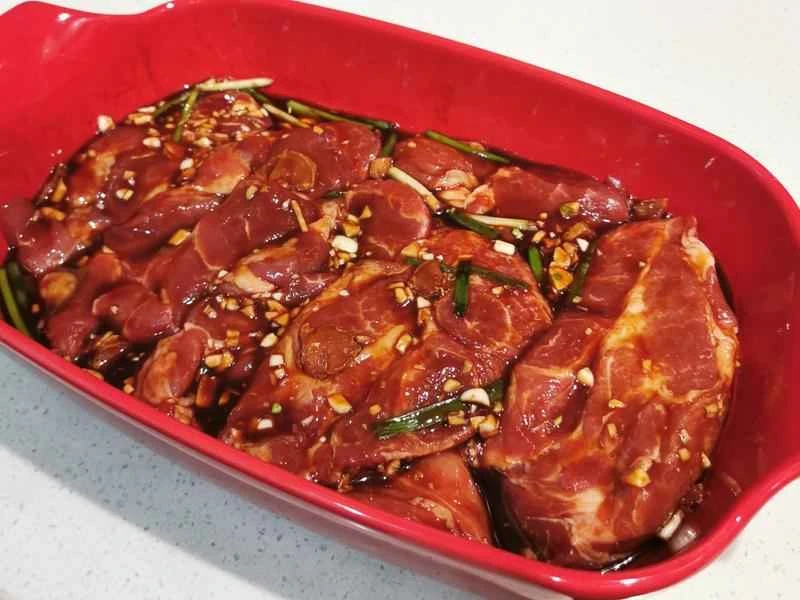 How to make pure milk hand-torn toast: Step 1