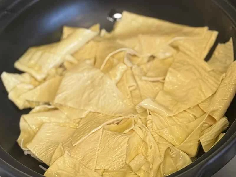 How to make pure milk hand-torn toast: Step 1