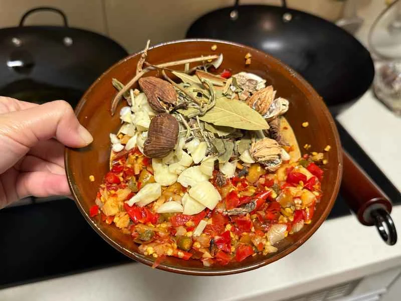 How to make pure milk hand-torn toast: Step 1