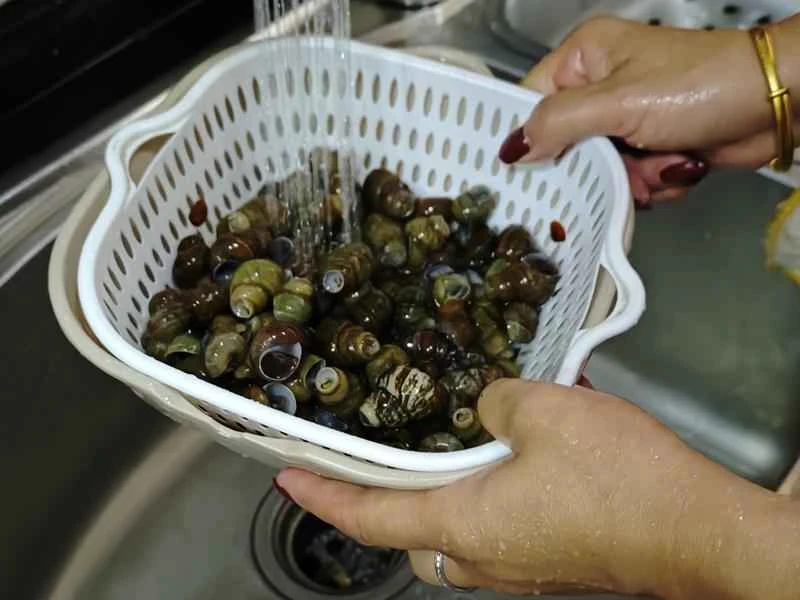 How to make pure milk hand-torn toast: Step 1