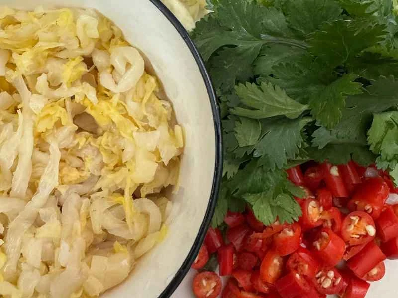 How to make pure milk hand-torn toast: Step 1