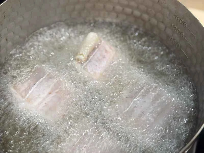 How to make pure milk hand-torn toast: Step 1