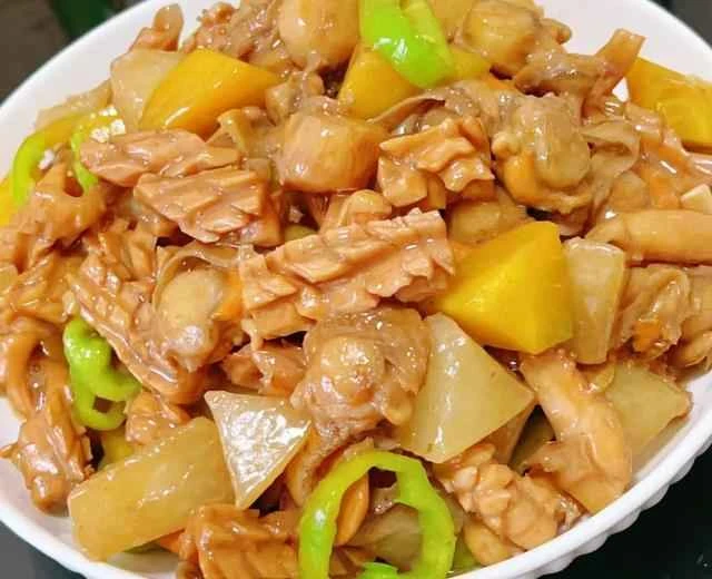 Recipe for Braised Seafood with Radish (Yellow and White Radishes + Dried Squid + Scallop Meat)