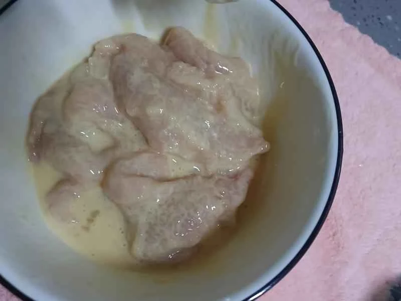 How to make pure milk hand-torn toast: Step 1