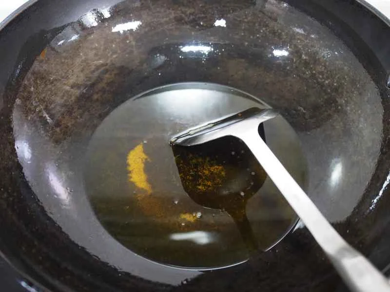 How to make pure milk hand-torn toast: Step 1