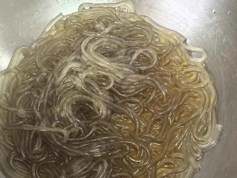 How to make pure milk hand-torn toast: Step 1