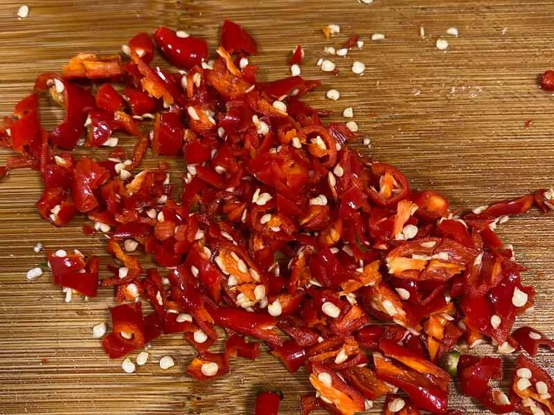 How to make pure milk hand-torn toast: Step 1