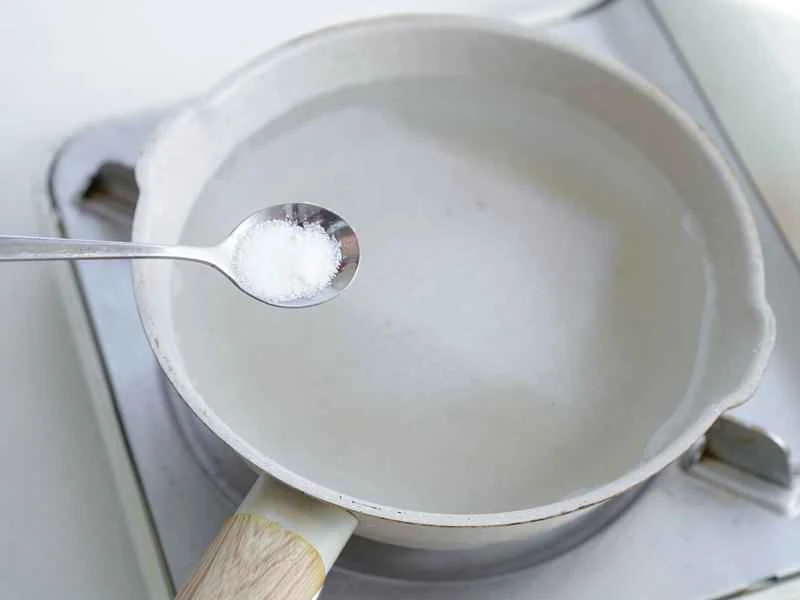 How to make pure milk hand-torn toast: Step 1