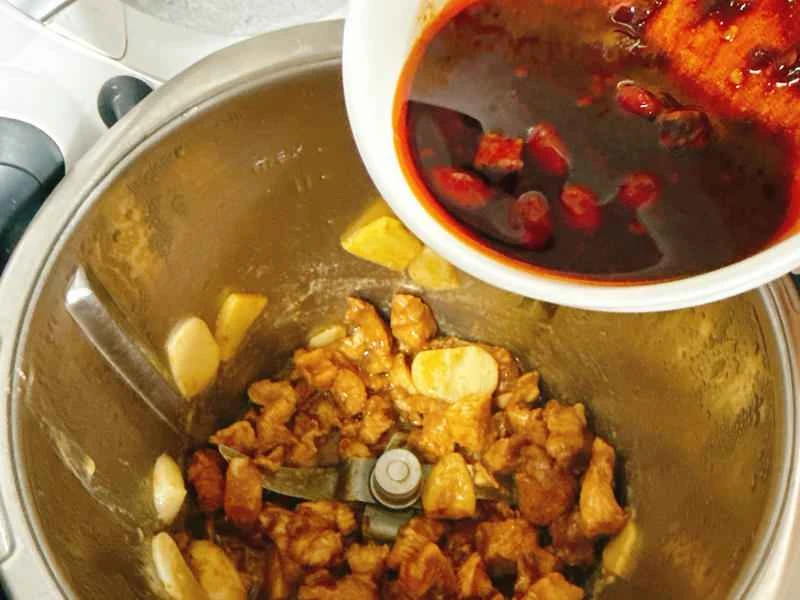 How to make pure milk hand-torn toast: Step 1