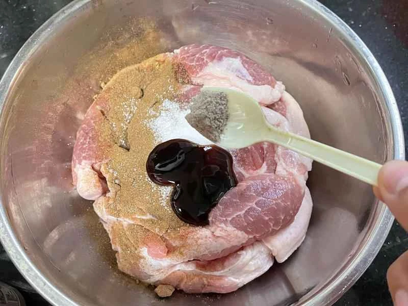 How to make pure milk hand-torn toast: Step 1