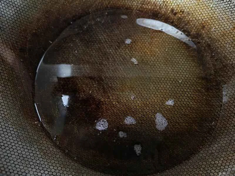 How to make pure milk hand-torn toast: Step 1