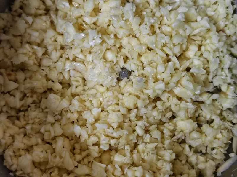 How to make pure milk hand-torn toast: Step 1