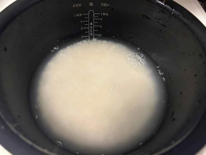 How to make pure milk hand-torn toast: Step 1