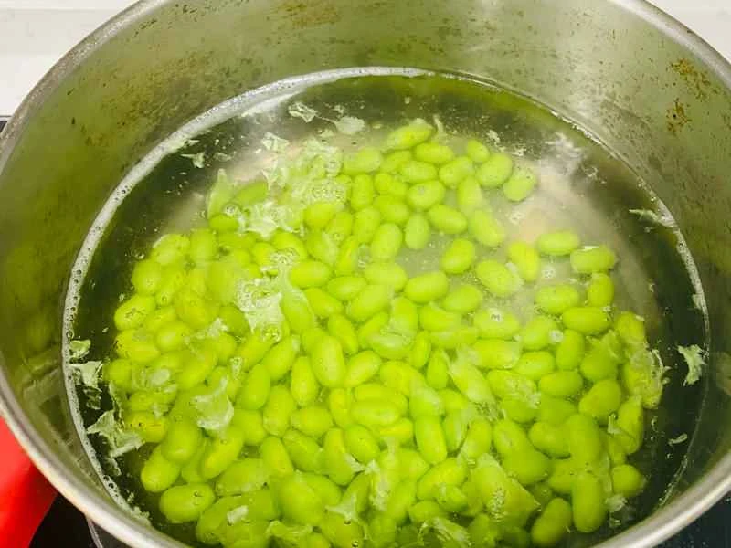 How to make pure milk hand-torn toast: Step 1