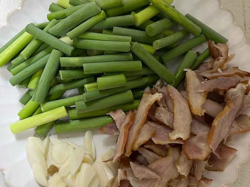 How to make pure milk hand-torn toast: Step 1