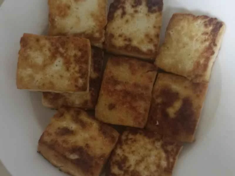 How to make pure milk hand-torn toast: Step 1