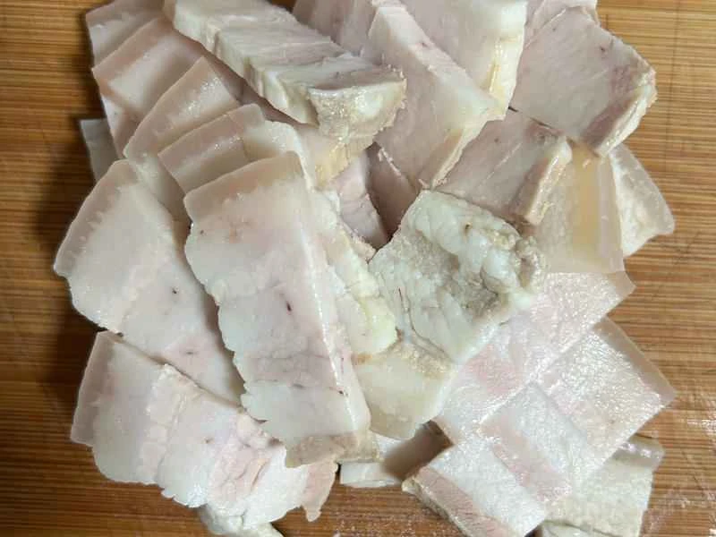 How to make pure milk hand-torn toast: Step 1