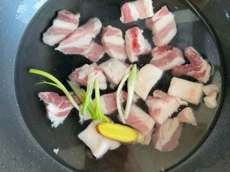 How to make pure milk hand-torn toast: Step 1