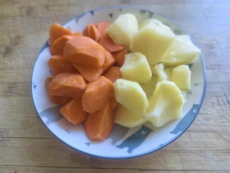 How to make pure milk hand-torn toast: Step 1