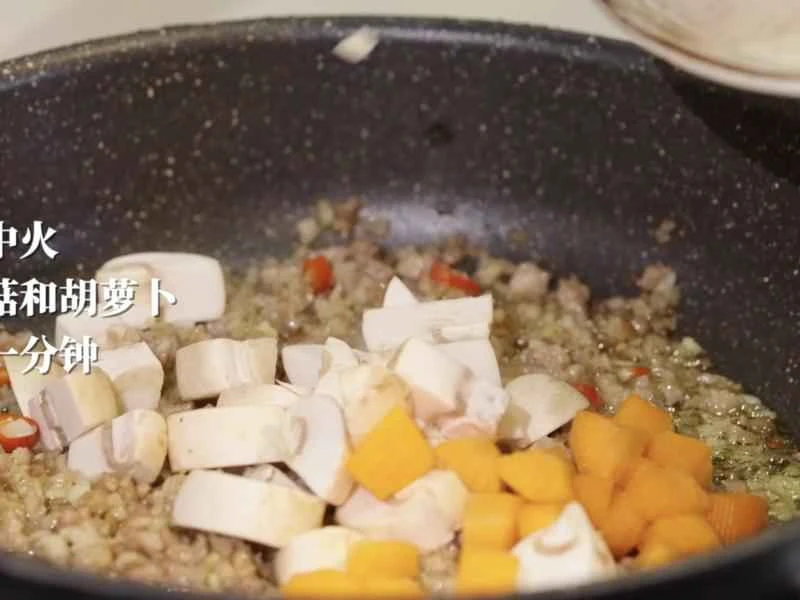 How to make pure milk hand-torn toast: Step 1