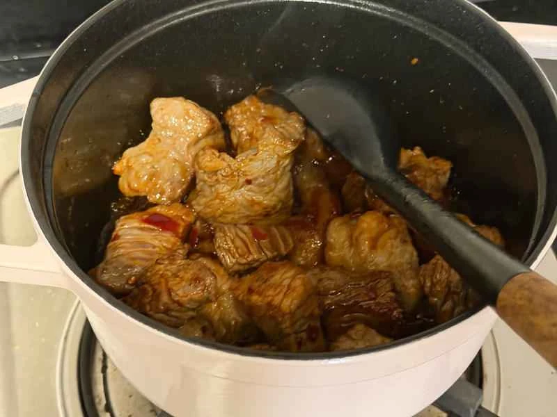 How to make pure milk hand-torn toast: Step 1