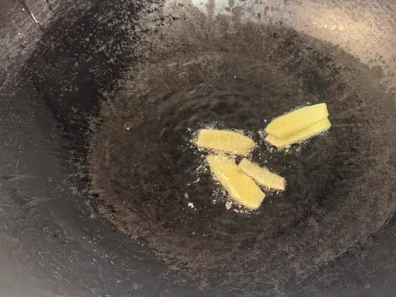 How to make pure milk hand-torn toast: Step 1