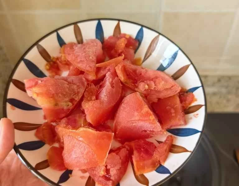 How to make pure milk hand-torn toast: Step 1