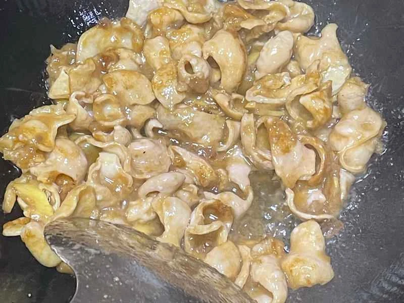 How to make pure milk hand-torn toast: Step 1