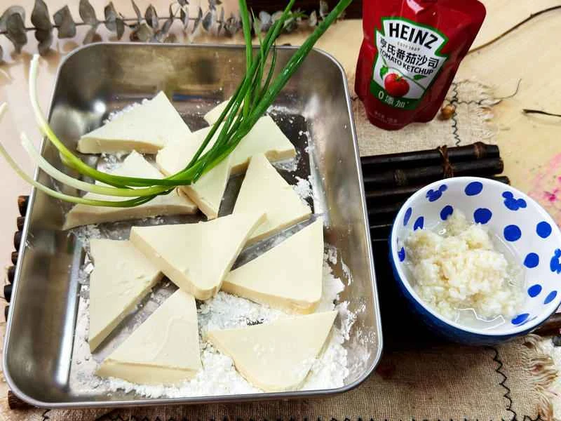 How to make pure milk hand-torn toast: Step 1