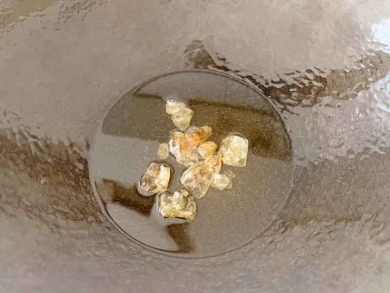 How to make pure milk hand-torn toast: Step 1