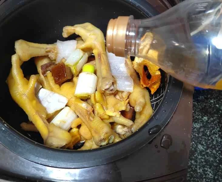 How to make pure milk hand-torn toast: Step 1