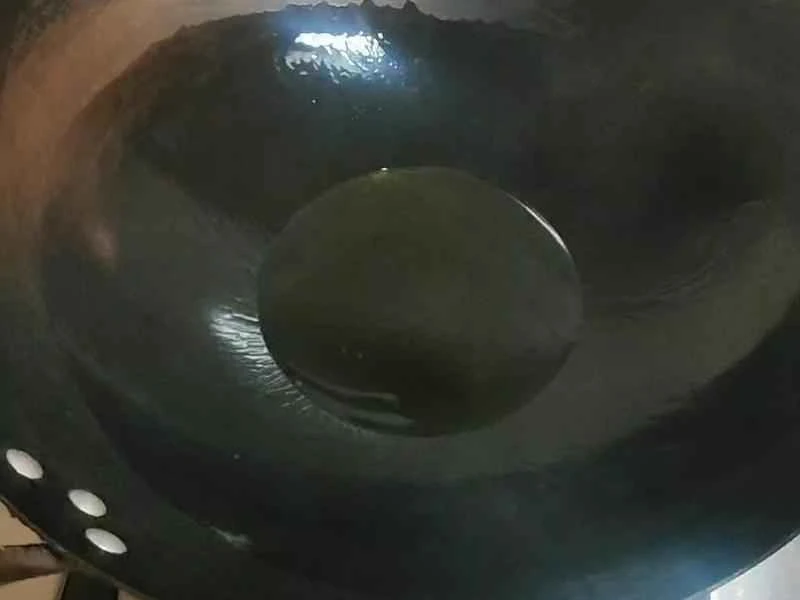 How to make pure milk hand-torn toast: Step 1