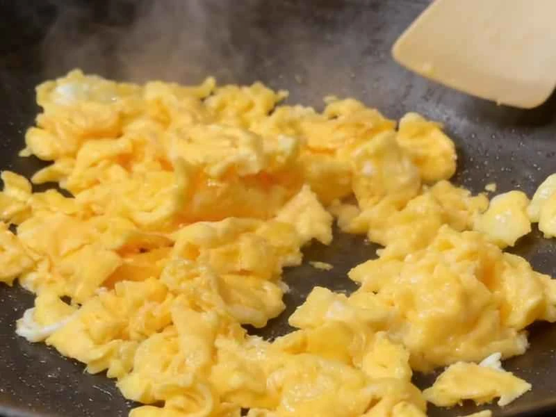 How to make pure milk hand-torn toast: Step 1