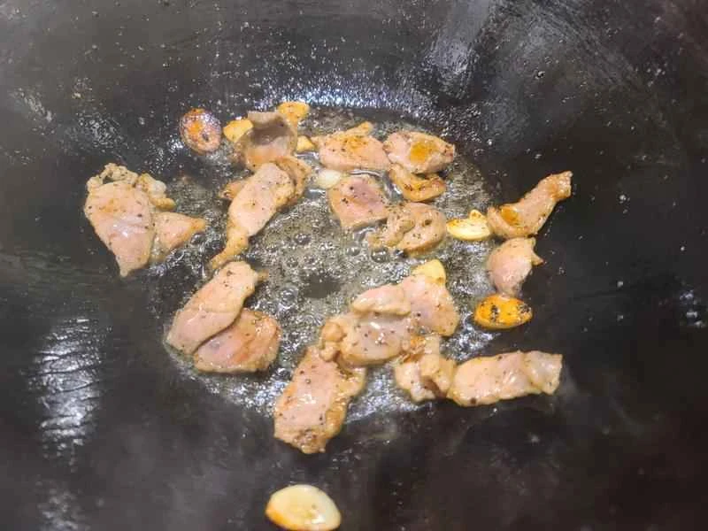 How to make pure milk hand-torn toast: Step 1