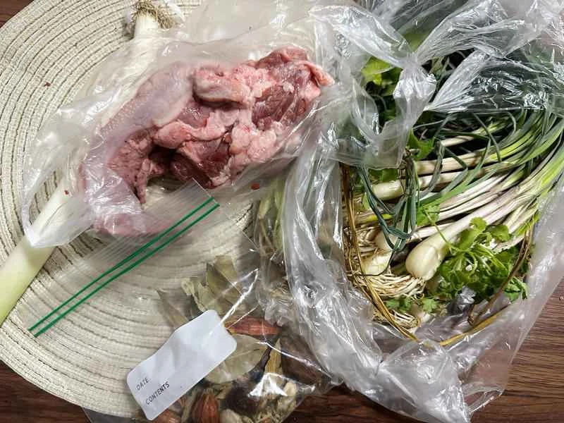 How to make pure milk hand-torn toast: Step 1