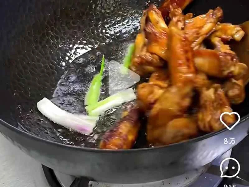 How to make pure milk hand-torn toast: Step 1