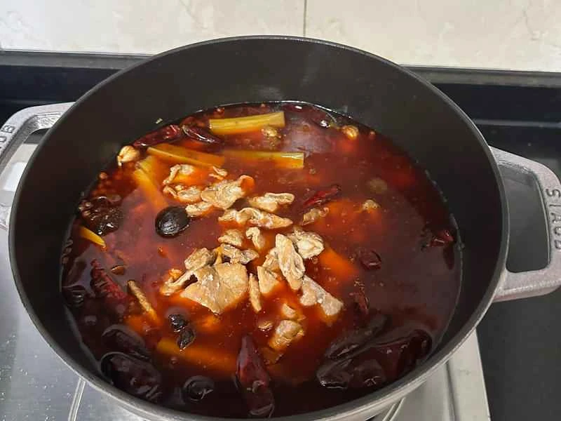 How to make pure milk hand-torn toast: Step 1