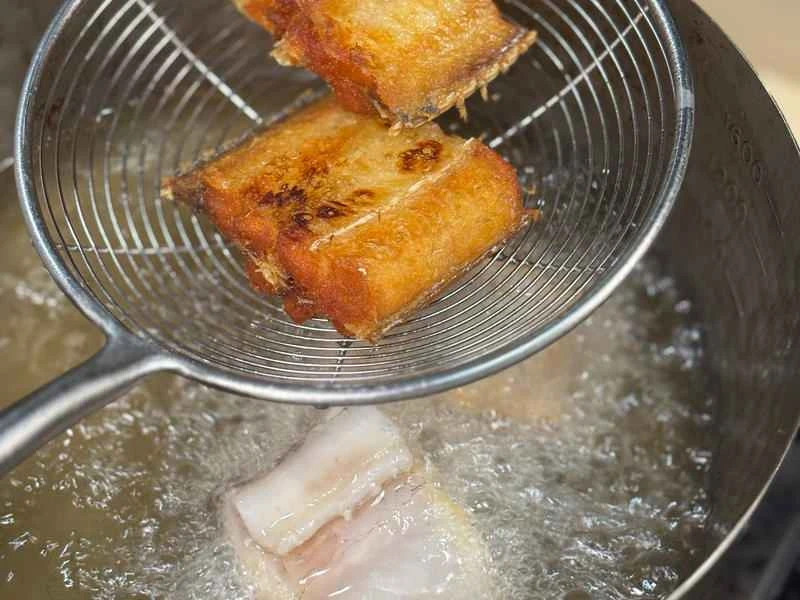 How to make pure milk hand-torn toast: Step 1