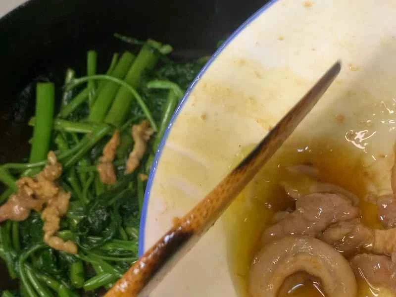 How to make pure milk hand-torn toast: Step 1