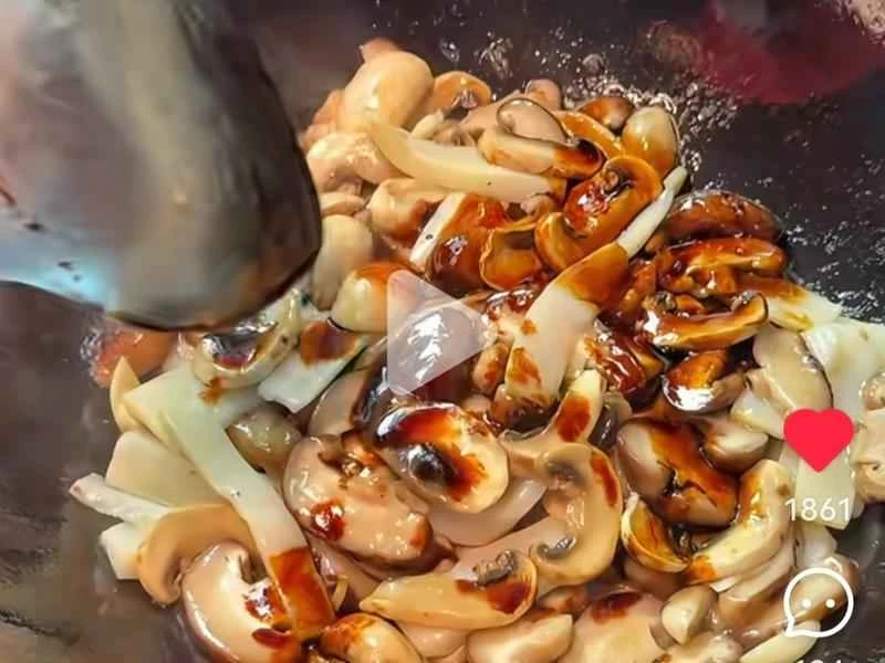 How to make pure milk hand-torn toast: Step 1