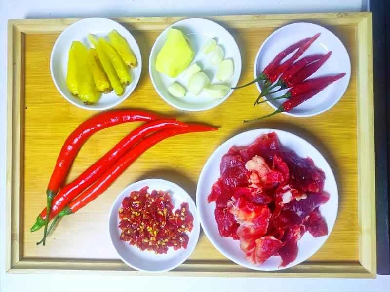 How to make pure milk hand-torn toast: Step 1