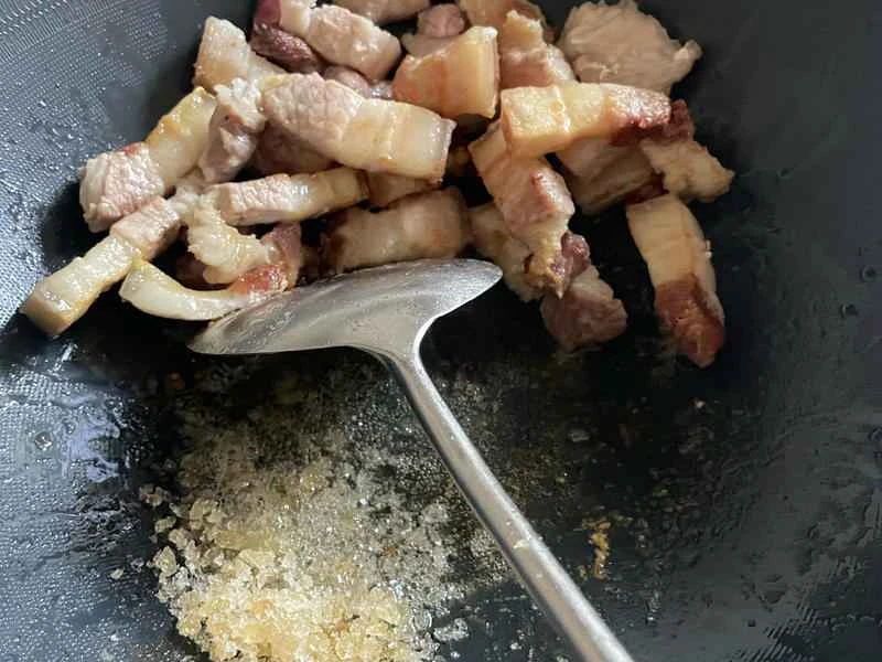 How to make pure milk hand-torn toast: Step 1