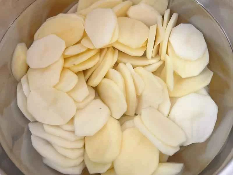 How to make pure milk hand-torn toast: Step 1