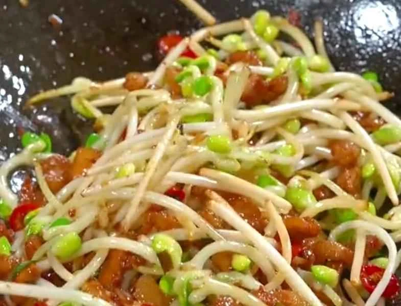 How to make pure milk hand-torn toast: Step 1