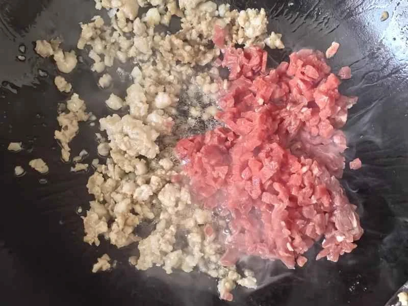 How to make pure milk hand-torn toast: Step 1