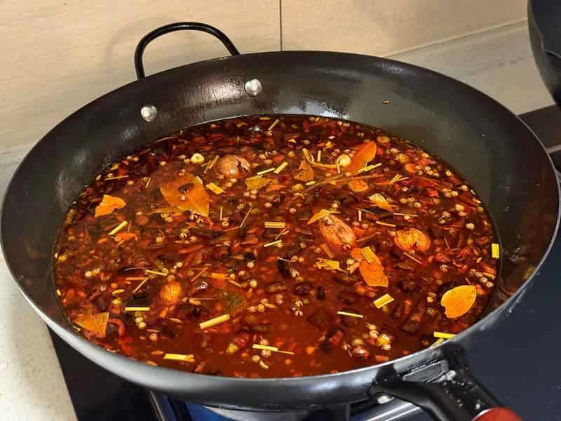 How to make pure milk hand-torn toast: Step 1