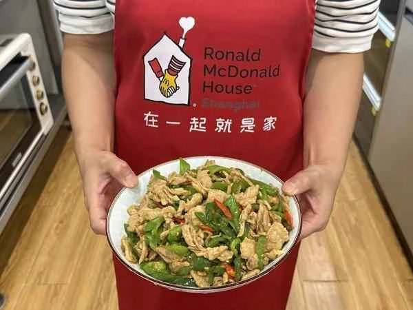 Jiaoshan Spring Scenery | Recipe for Stir-fried Pork with Chili Peppers