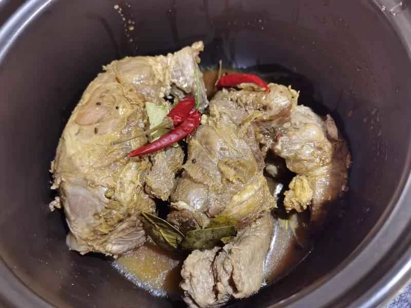 How to make pure milk hand-torn toast: Step 1